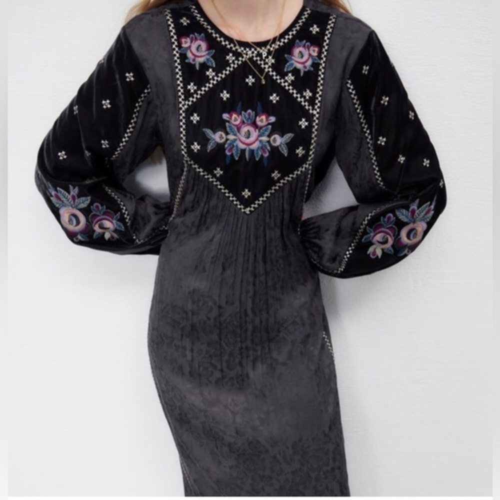 ZARA dark blue jacquard textured & velvet victorian‎ look EMBROIDERED midi dress